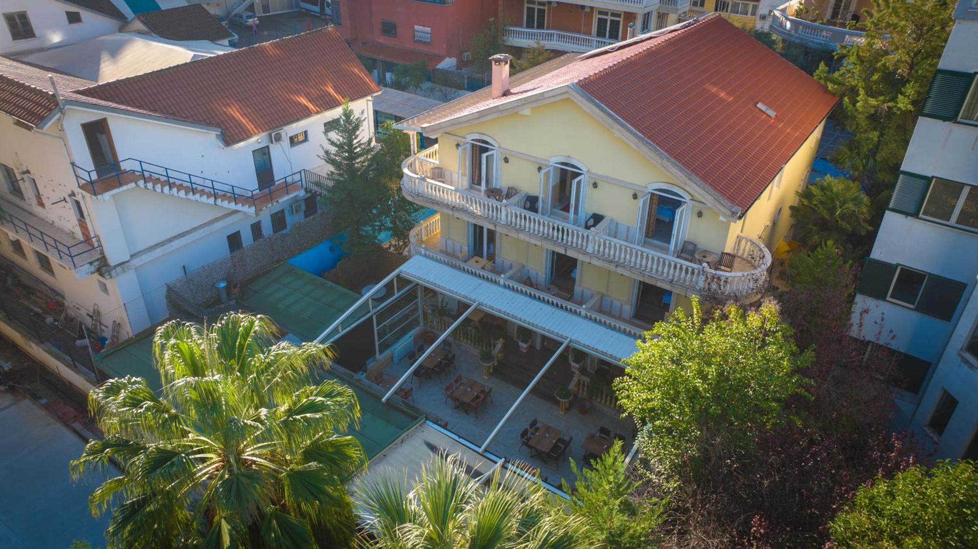 Olimpic Hotel Tirana Exterior photo